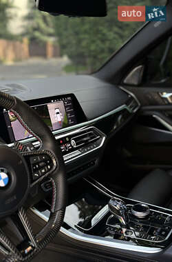 Внедорожник / Кроссовер BMW X5 2019 в 