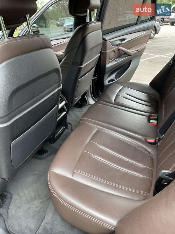 Внедорожник / Кроссовер BMW X5 2017 в Черкассах