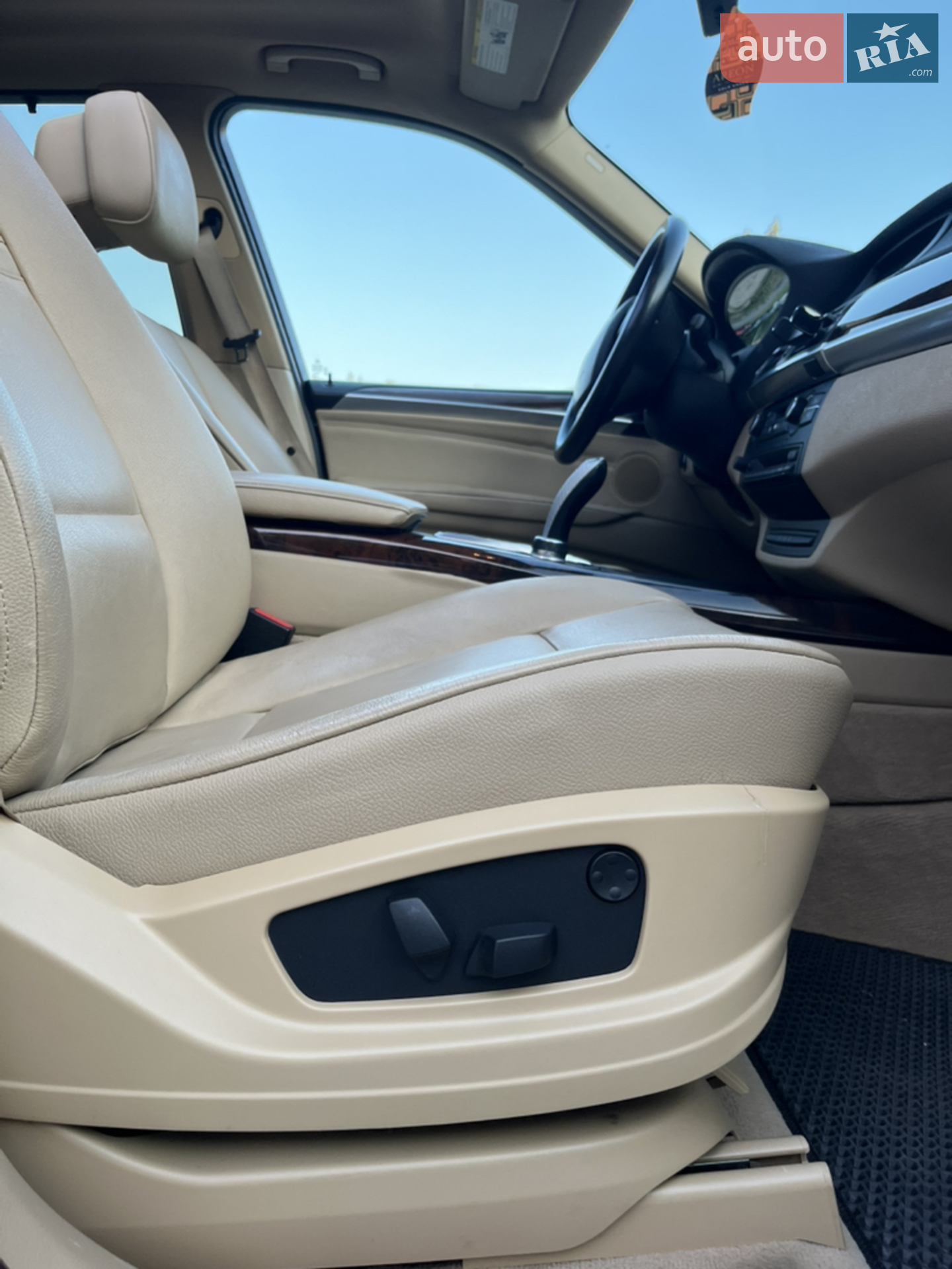 2010 BMW X5 - мініатюра 48