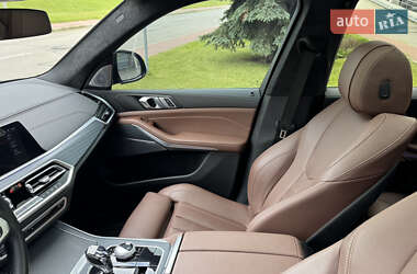 Внедорожник / Кроссовер BMW X5 2022 в 