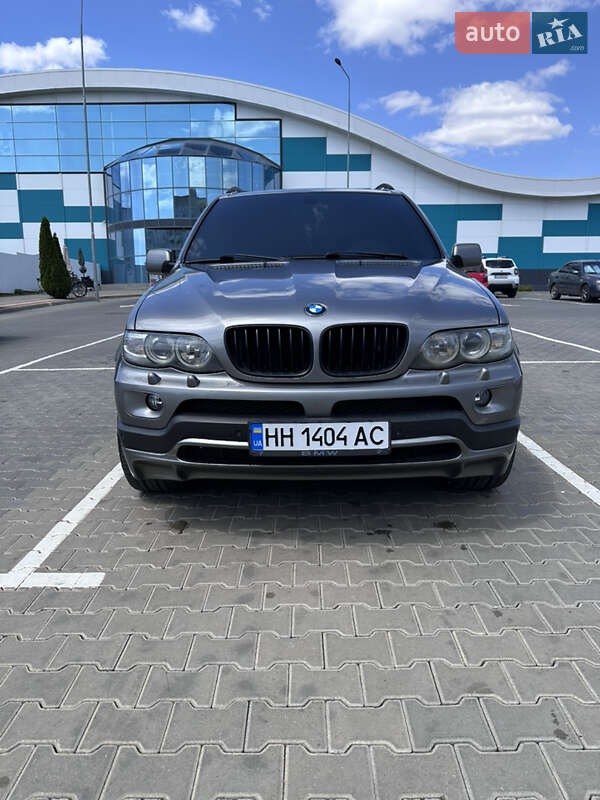 Внедорожник / Кроссовер BMW X5 2005 в 