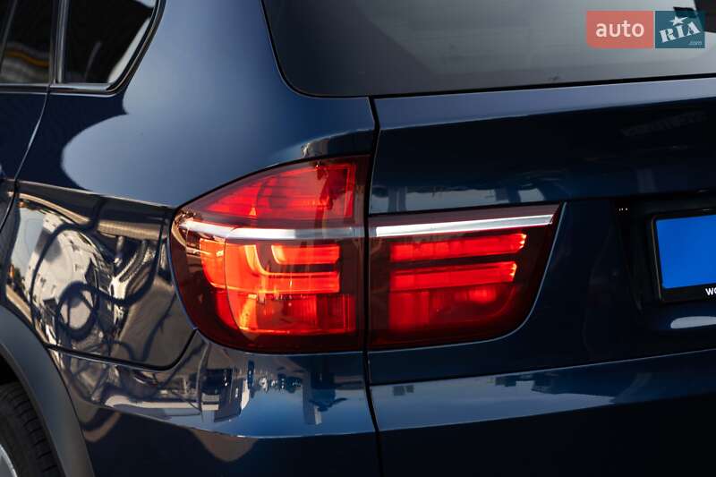 Позашляховик / Кросовер BMW X5 2012 в Луцьку