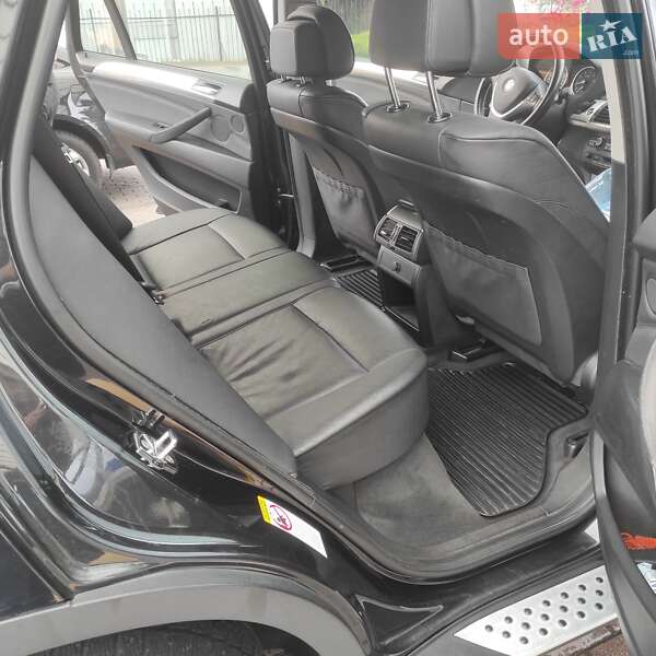 Позашляховик / Кросовер BMW X5 2009 в Києві