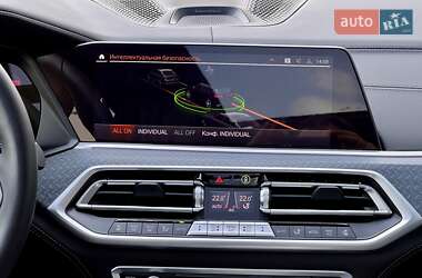 Позашляховик / Кросовер BMW X5 2022 в 
