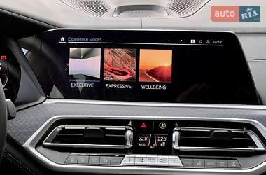 Позашляховик / Кросовер BMW X5 2022 в 
