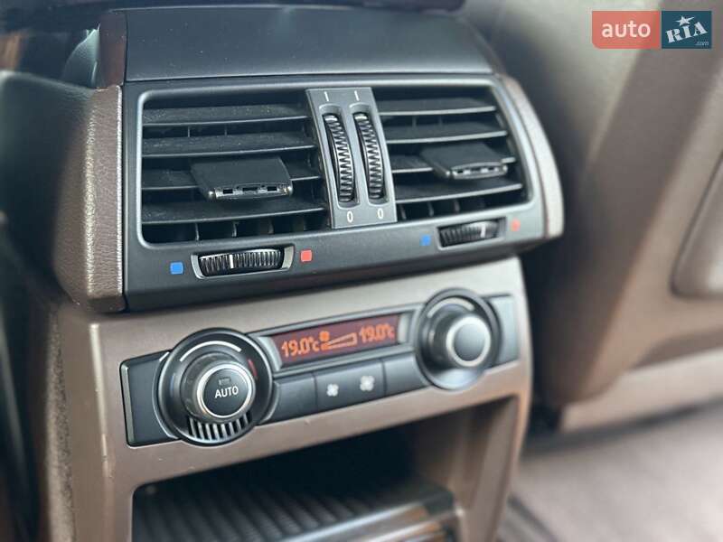 Позашляховик / Кросовер BMW X5 2013 в Тульчині