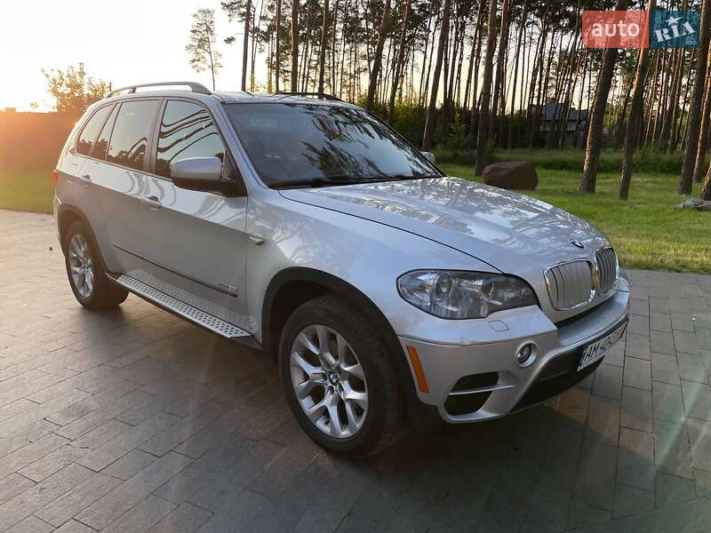 Внедорожник / Кроссовер BMW X5 2012 в 