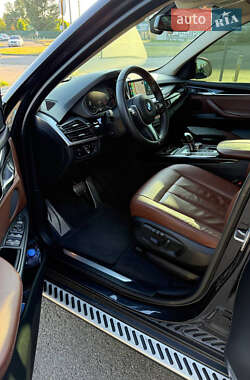 Внедорожник / Кроссовер BMW X5 2015 в 