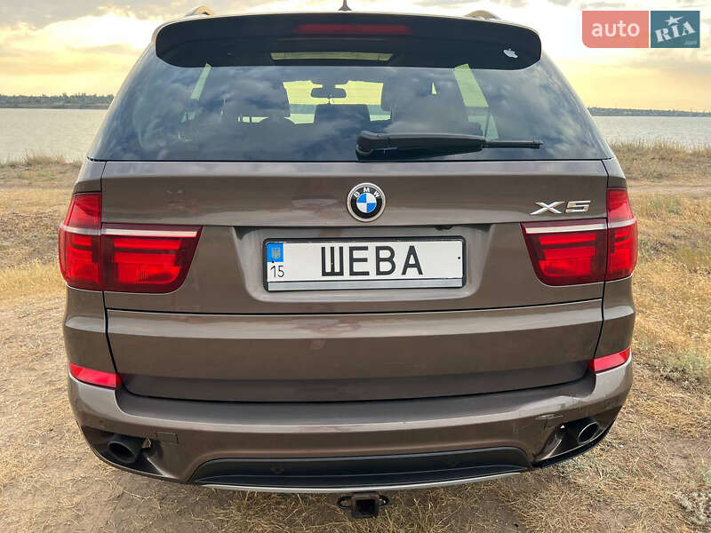 Внедорожник / Кроссовер BMW X5 2011 в Николаеве