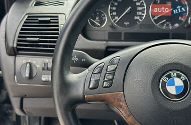 Позашляховик / Кросовер BMW X5 2002 в 