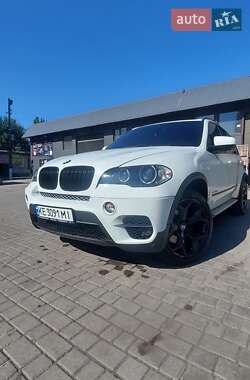 Внедорожник / Кроссовер BMW X5 2012 в Першотравенске