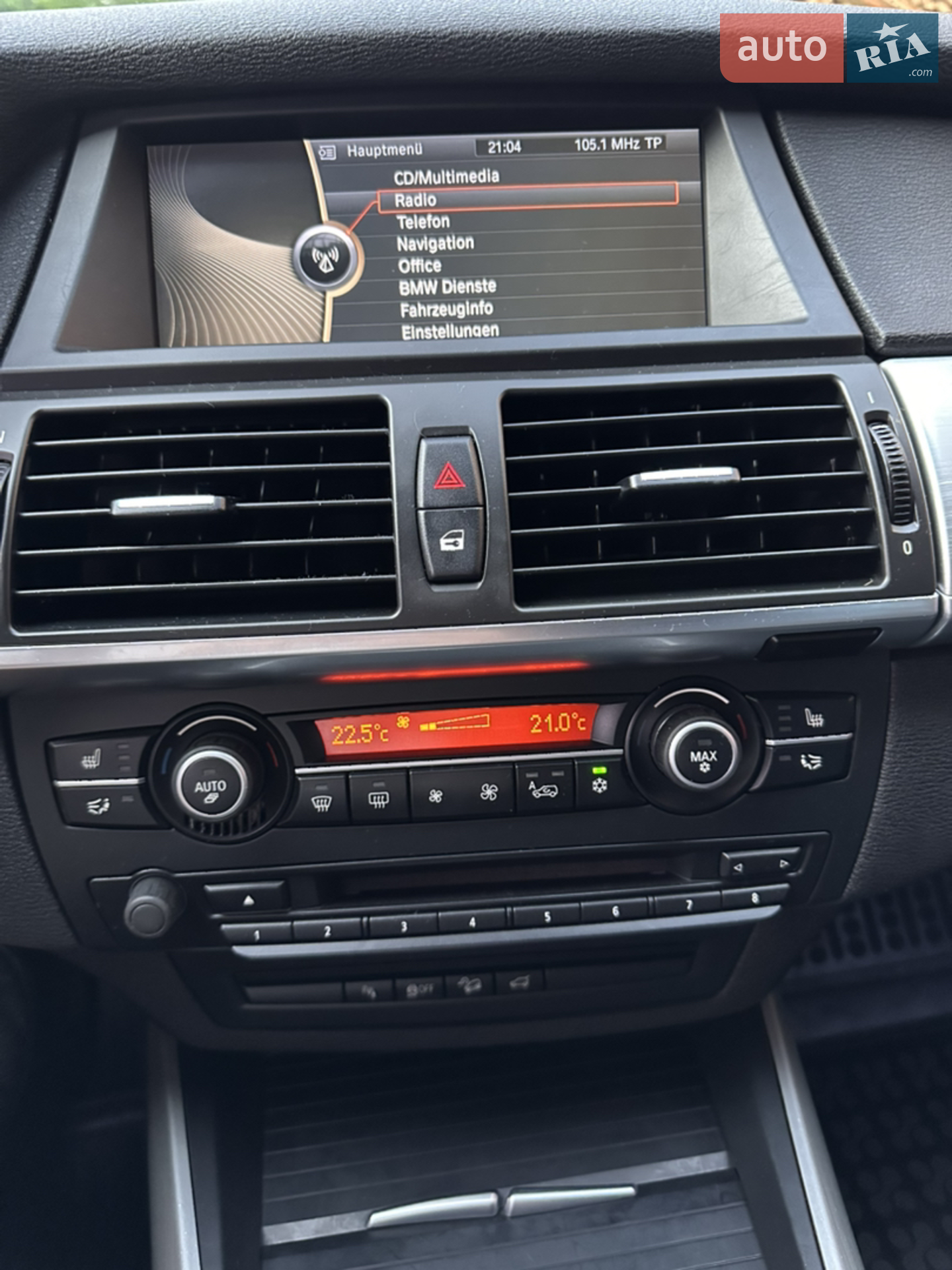 2010 BMW X5 - мініатюра 15