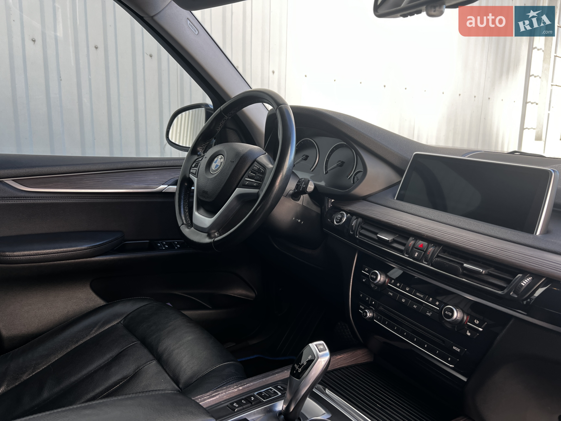 2016 BMW X5 - мініатюра 24