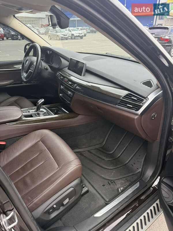 Внедорожник / Кроссовер BMW X5 2015 в Днепре