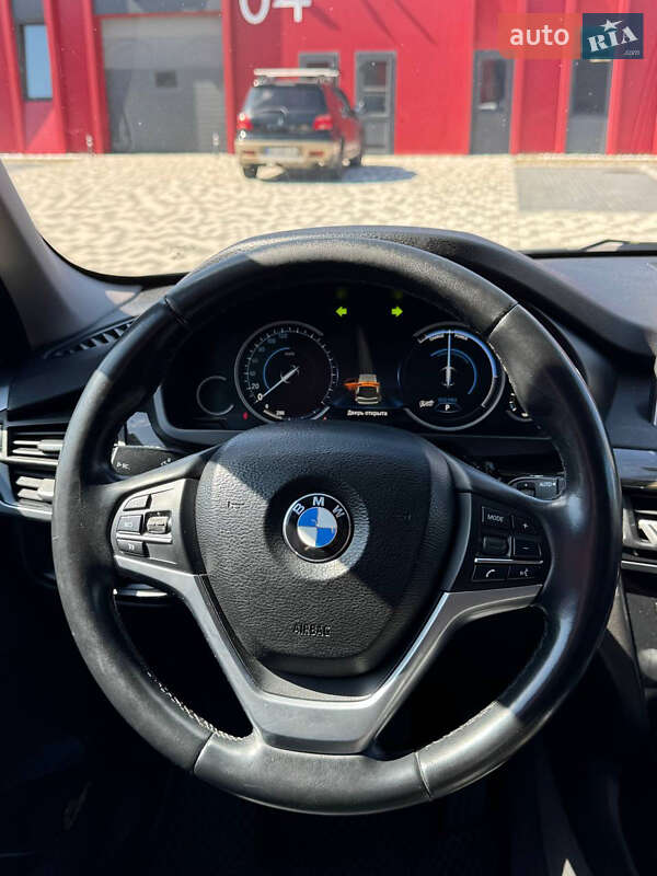 Внедорожник / Кроссовер BMW X5 2016 в Львове