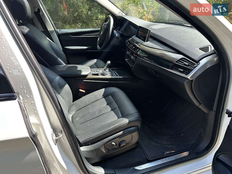 Внедорожник / Кроссовер BMW X5 2018 в Одессе