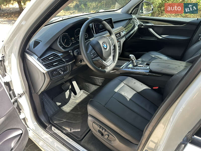 Внедорожник / Кроссовер BMW X5 2018 в Одессе