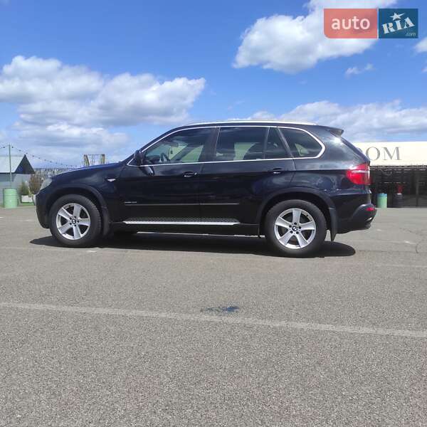 Позашляховик / Кросовер BMW X5 2009 в Києві