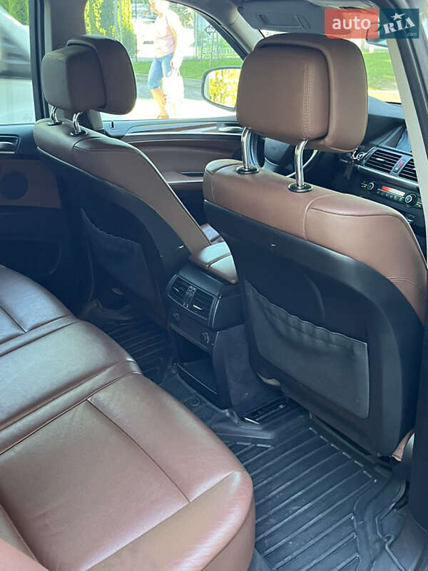 Внедорожник / Кроссовер BMW X5 2012 в Хмельницком