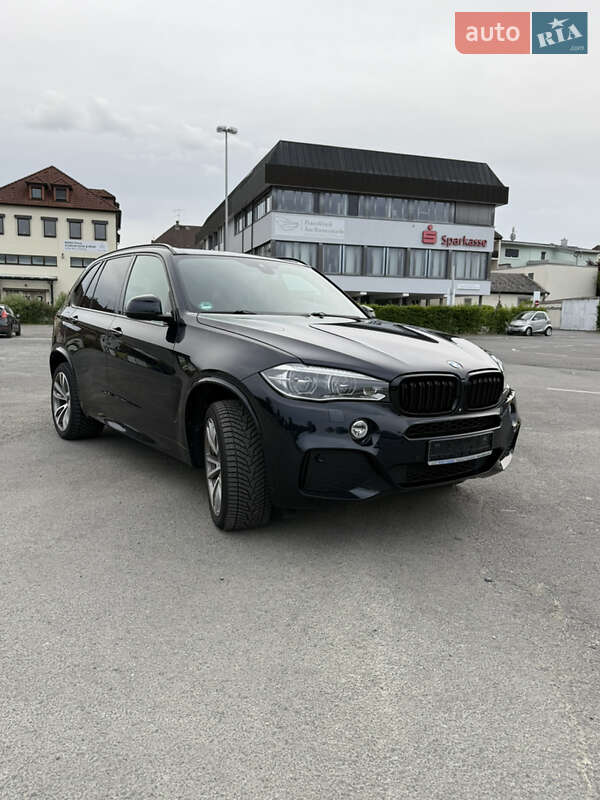 Позашляховик / Кросовер BMW X5 2015 в Луцьку
