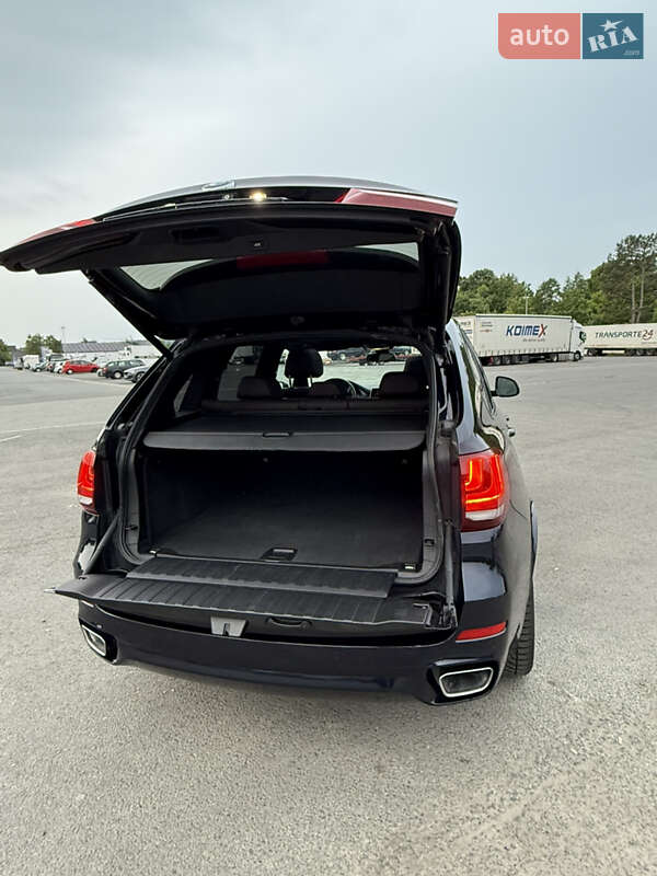 Позашляховик / Кросовер BMW X5 2015 в Луцьку