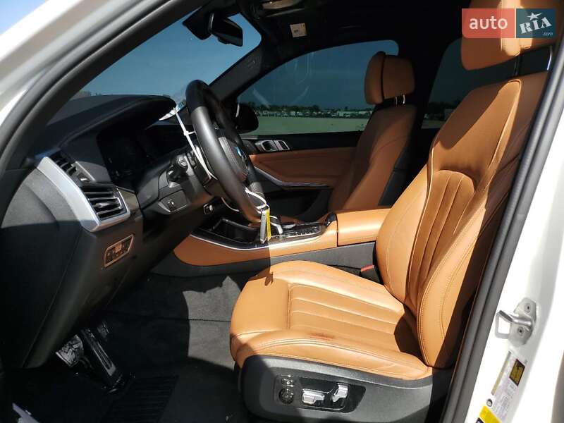 Внедорожник / Кроссовер BMW X5 2021 в Одессе