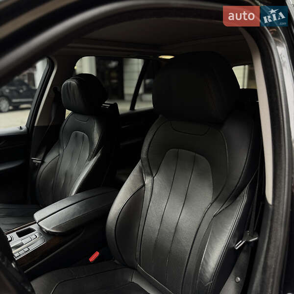 Позашляховик / Кросовер BMW X5 2014 в Чернівцях