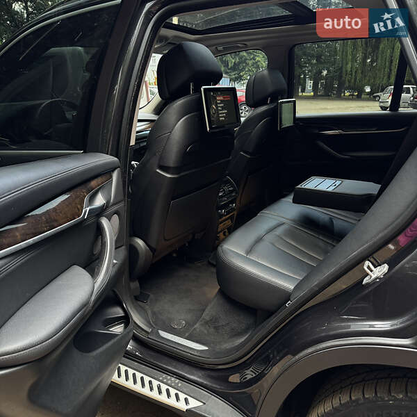 Позашляховик / Кросовер BMW X5 2014 в Чернівцях