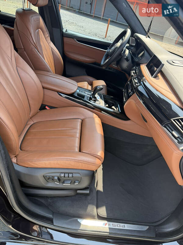 Внедорожник / Кроссовер BMW X5 2017 в Ирпене