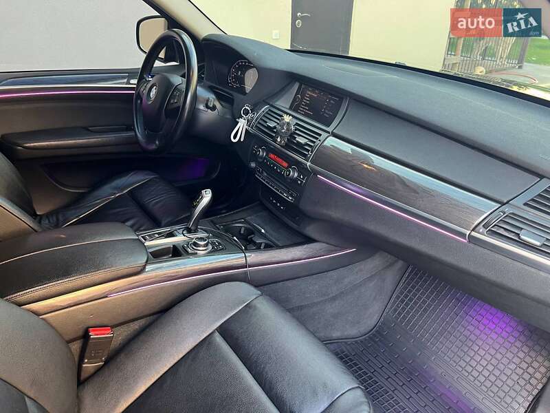 Внедорожник / Кроссовер BMW X5 2011 в Днепре