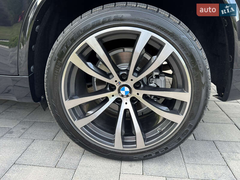 Внедорожник / Кроссовер BMW X5 2015 в Ровно