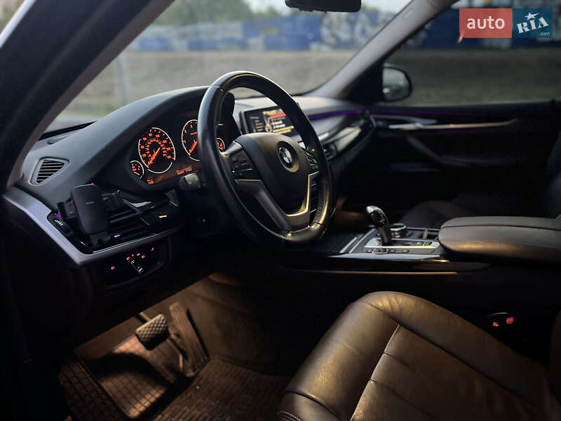 Внедорожник / Кроссовер BMW X5 2014 в Кривом Роге