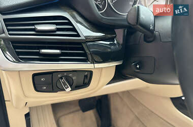 Внедорожник / Кроссовер BMW X5 2015 в 