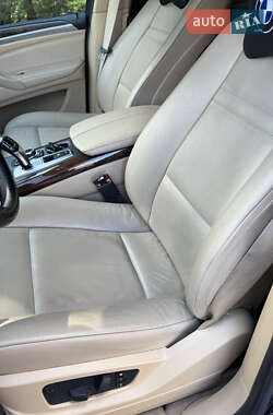 Внедорожник / Кроссовер BMW X5 2012 в 