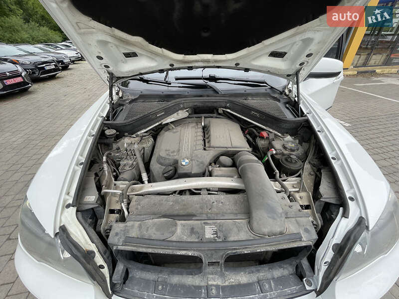 Внедорожник / Кроссовер BMW X5 2012 в Львове