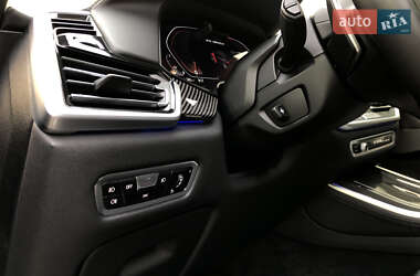 Внедорожник / Кроссовер BMW X5 2021 в 