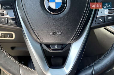 Позашляховик / Кросовер BMW X5 2019 в 