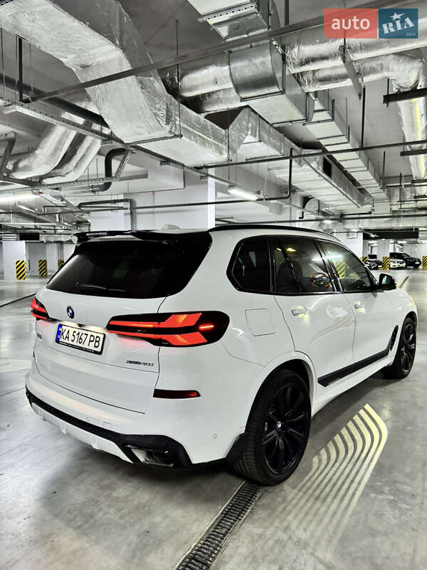 Позашляховик / Кросовер BMW X5 2024 в Києві