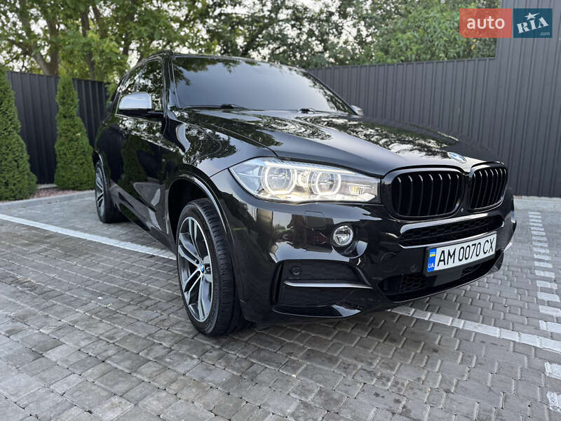 Внедорожник / Кроссовер BMW X5 2016 в Звягеле