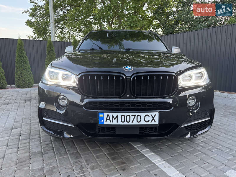 Внедорожник / Кроссовер BMW X5 2016 в Звягеле