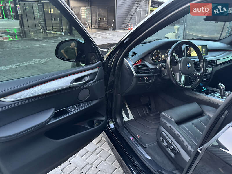 Внедорожник / Кроссовер BMW X5 2016 в Звягеле