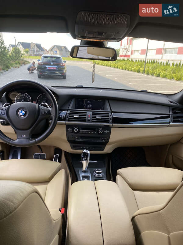 Позашляховик / Кросовер BMW X5 2012 в Луцьку