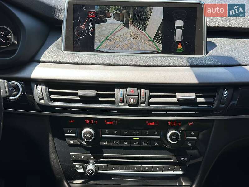 Внедорожник / Кроссовер BMW X5 2014 в Одессе