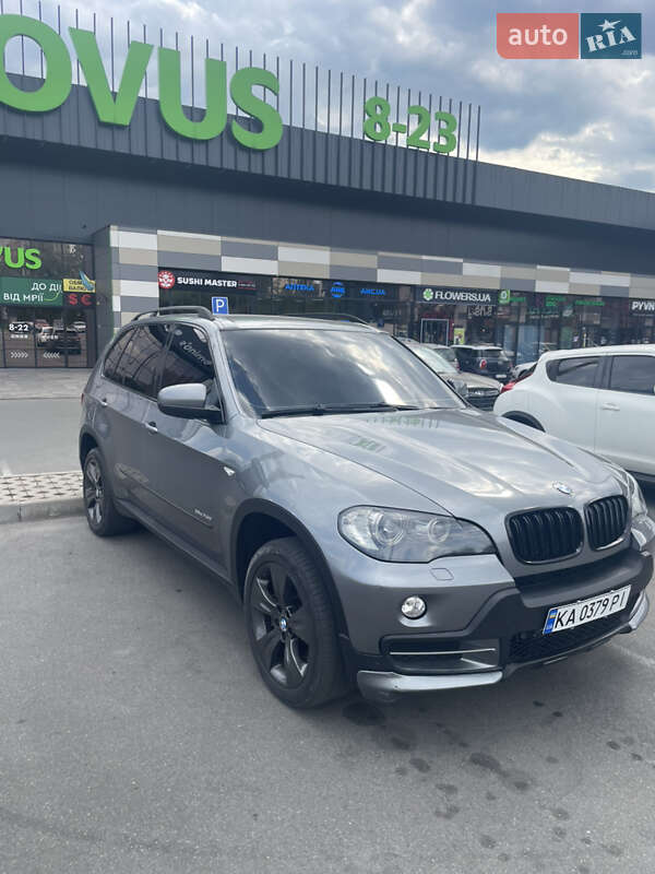 Позашляховик / Кросовер BMW X5 2008 в Києві