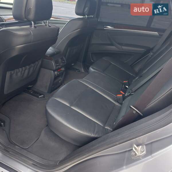 Позашляховик / Кросовер BMW X5 2012 в Івано-Франківську