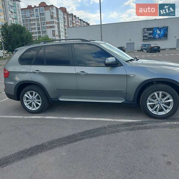 Позашляховик / Кросовер BMW X5 2012 в Івано-Франківську