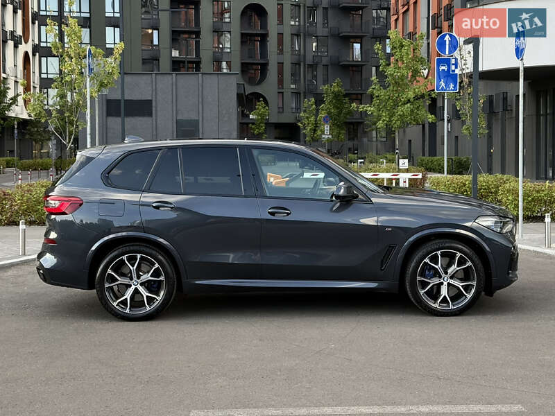 Внедорожник / Кроссовер BMW X5 2020 в Киеве