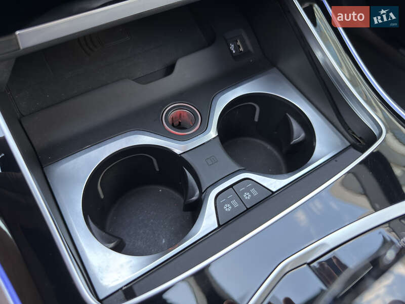 Внедорожник / Кроссовер BMW X5 2020 в Киеве