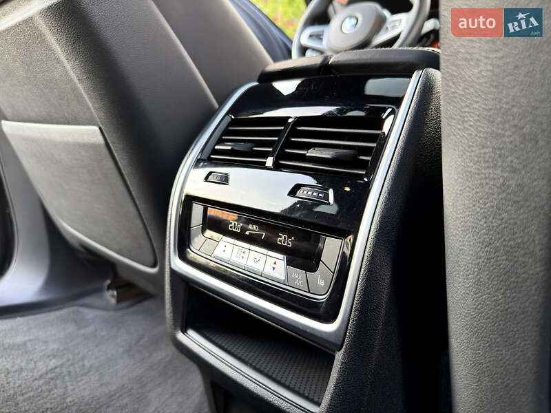 Внедорожник / Кроссовер BMW X5 2020 в Киеве