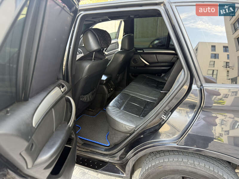 Позашляховик / Кросовер BMW X5 2003 в Ужгороді